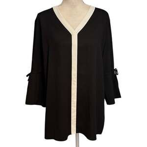Misook Size L Tunic Top Blouse V Neck Split Bell Sleeves Black White Minimal